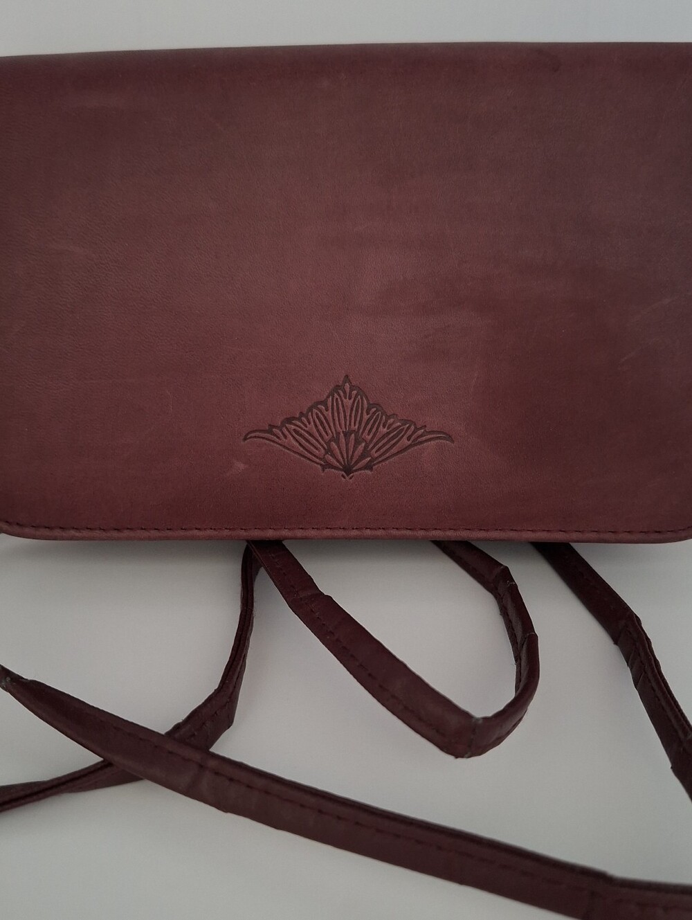 Buxton Leather Wallet/crossbody Deep Maroon